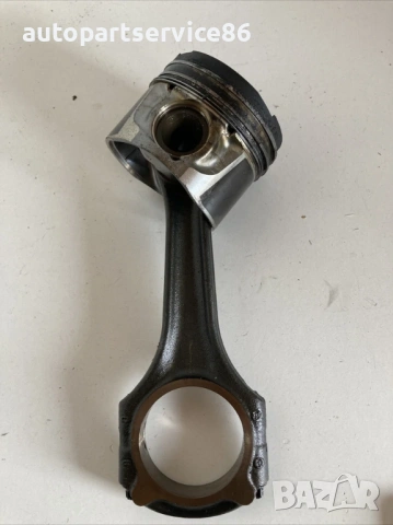 Бутало с щанга за Mercedes ML W163 400 CDI Тип на двигателя 628.963 V8 (2004) A62800 L