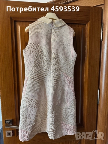 Къса рокля в бял цвят с розови шарки , снимка 2 - Рокли - 51699587