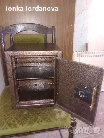 Метална каса за късо оръжие, снимка 2 - Колекции - 51387241