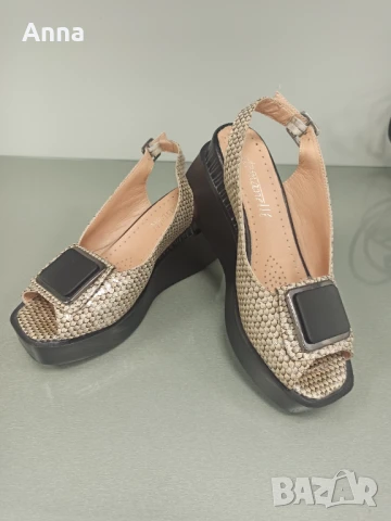 Дамски сандали