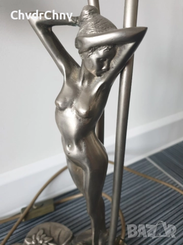 Стара Арт Деко немска настолна лампа с фигура на гола жена/бял бронз/еротика/50см-3кг, снимка 7 - Настолни лампи - 51603040