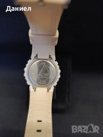 Дамски електронен часовник Q&Q, снимка 4 - Дамски - 51781708