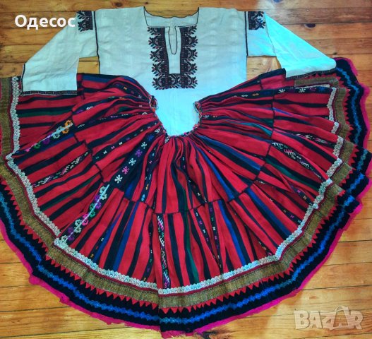 Автентична женска Плевенска носия, снимка 8 - Антикварни и старинни предмети - 38571608