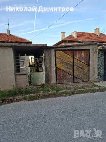 Продава се от собственик етаж от къща с гараж в гр.Ловеч кв.Гозница, снимка 18 - Къщи - 52241974