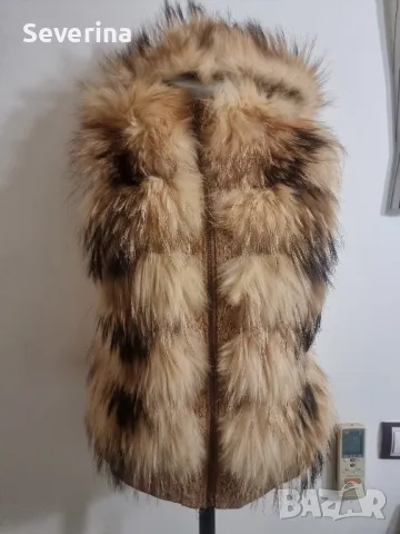 Естествен косъм ракун "Русский мех "невероятен елек с качулка , снимка 2 - Елеци - 49213073