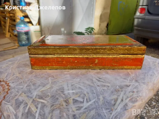Старинна дървена кутия, снимка 2 - Антикварни и старинни предмети - 47472453