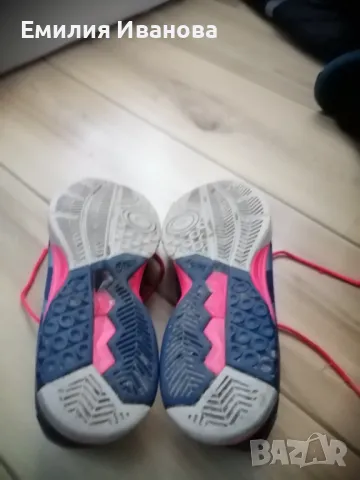 Дамски маратонки Asics, снимка 5 - Маратонки - 49247480