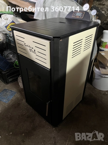 Продавам пелетна камина с водна риза Mareli Systems GFN12 – 12 kW