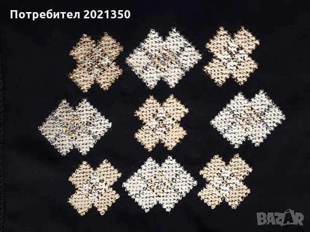 Ръчно бродиран копринен шал / scarf with bulgarian embroidery, снимка 3 - Шалове - 31345917