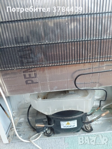 Хладилник ZANUSSI, снимка 4 - Хладилници - 52813910