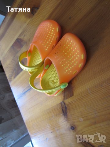 детски обувки  БЕНЕТОН и кроксове GROCS, снимка 4 - Детски обувки - 28677421