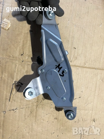 Моторче Задна Чистачка Багажник bhs2-67450 Mazda3 2014 2.0бен 121kW, снимка 3 - Части - 53918504