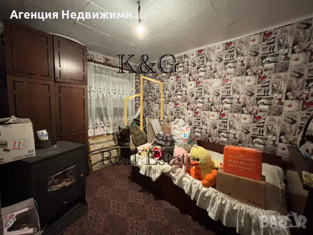 Двуетажна къща в кв " Оборище " , снимка 5 - Къщи - 48889027