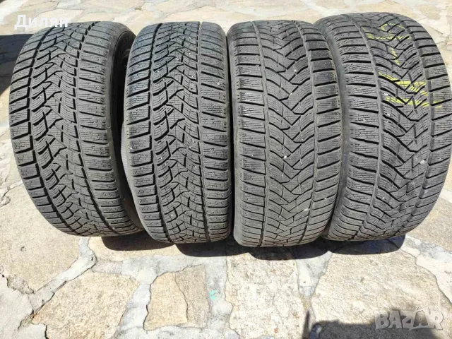 4бр. зимни гуми Dunlop 235/45/18, снимка 1 - Гуми и джанти - 47547353