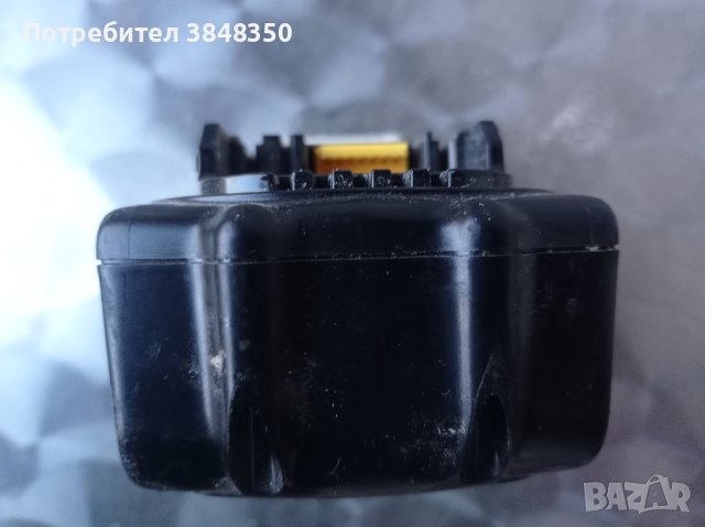 Акумулаторна батерия MAKITA 18 волта 3 ампера BL1830-за ремонт, снимка 9 - Винтоверти - 44421450