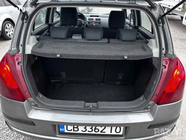 Suzuki Swift 1.3 DDIS Дизел Клима 2006 г, снимка 8 - Автомобили и джипове - 51919893