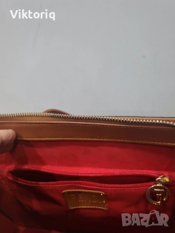Дамска чанта Fendi, снимка 3 - Чанти - 53275299