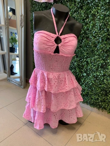 нежни памучни рокли с рязана бродерия 