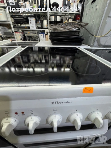 Печка с керамични котлони Electrolux , снимка 5 - Печки, фурни - 54359922
