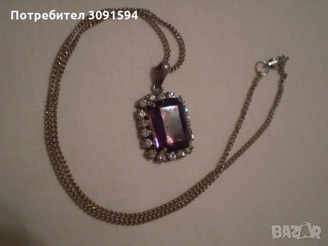 стар дамски медальон лилав и бял шлифован кристал  сребърно покритие, снимка 7 - Антикварни и старинни предмети - 35159934