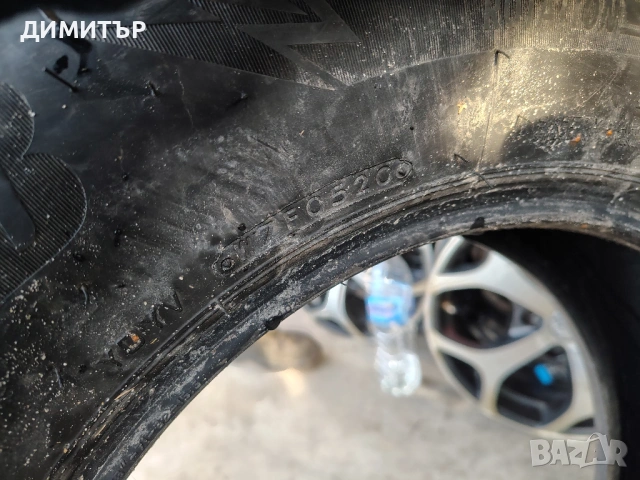 2бр.зимни гуми BRIDGESTONE 215 70 16 DOT20 цена за брой, снимка 5 - Гуми и джанти - 54045247
