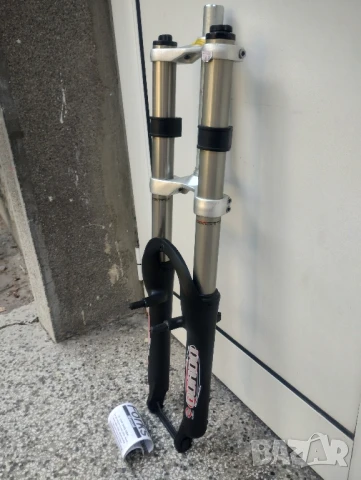 Вилка двукоронна 26", снимка 2 - Части за велосипеди - 51074559