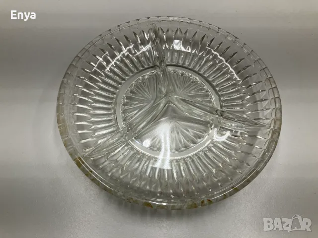 Стъклено плато (поднос) с 3 прегради - за ордьовър или ядки, снимка 2 - Чинии - 49574864