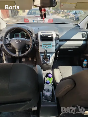 Toyota Corolla Verso-7 места, снимка 4 - Автомобили и джипове - 56111206