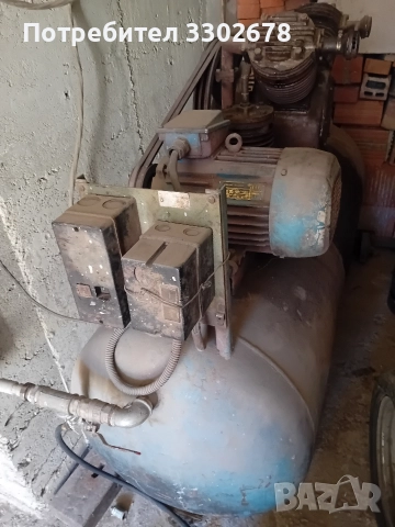 УК 50 компресор за въздух , снимка 2 - Други машини и части - 52738813