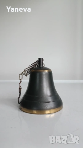 Бронзова камбанка , изчистен дизайн с чист, ясен и продължителен звън. , снимка 2 - Антикварни и старинни предмети - 53889992