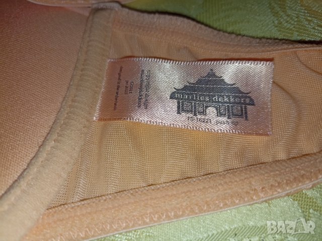 Marlies Dekkers 75 C-Ефектен сутиен  в свеж цвят с твърди чашки със силиконов чокър, снимка 13 - Бельо - 39876014
