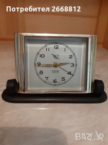 Часовник, снимка 1 - Антикварни и старинни предмети - 31588993
