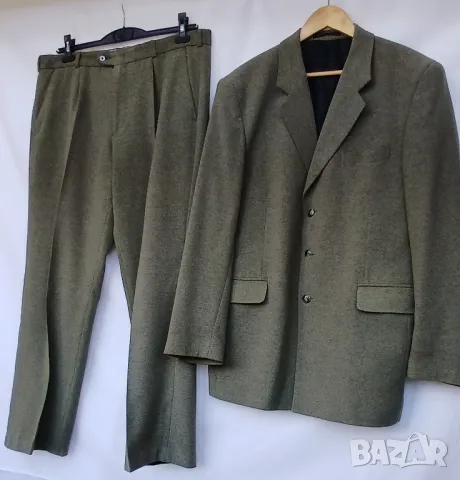 Мъжки елегантен маслено зелен костюм номер 54 на марка Gentalmen, снимка 3 - Костюми - 50071198