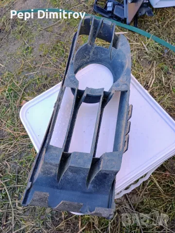 Дясна решетка халоген Плафон VW Polo 9n IV 2001-2005 г 6Q947105