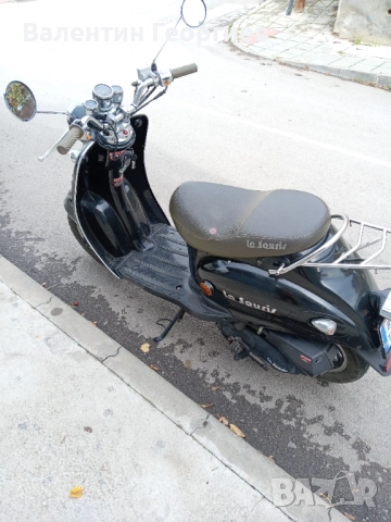 Продавам скутер, снимка 2 - Мотоциклети и мототехника - 52217526