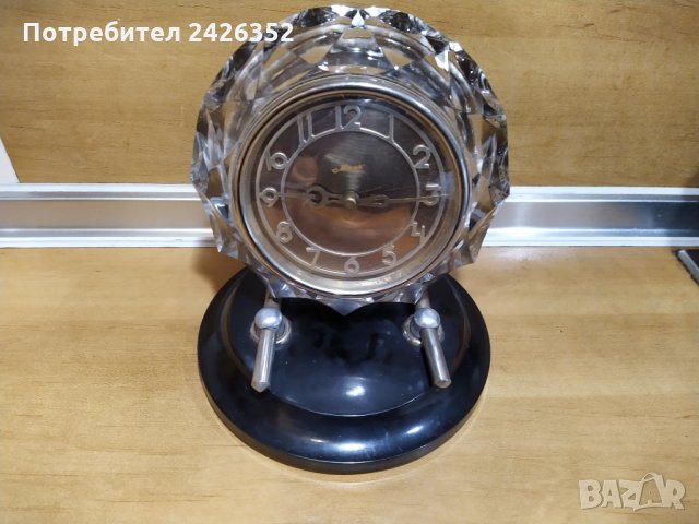 Стар настолен часовник, "МАЯК", СССР, 1965 г., снимка 1 - Колекции - 32189552
