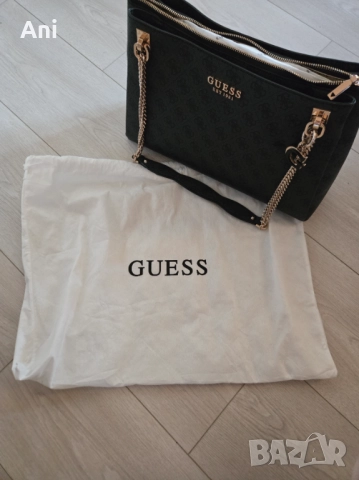 Оригинална дамска чанта GUESS , снимка 11 - Чанти - 52567609