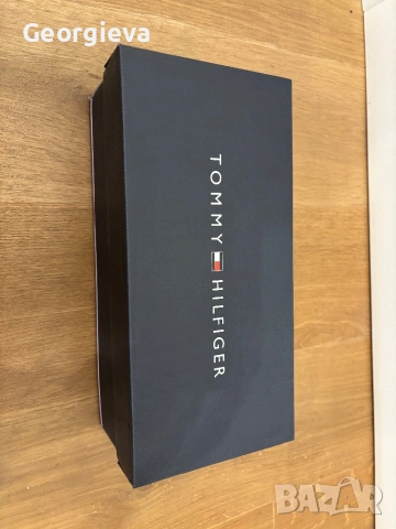 Пантофки Tommy Hilfiger 37 номер, снимка 4 - Пантофи - 54013846