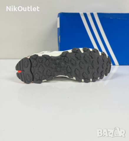 Adidas Hyperturf Adventure, снимка 5 - Маратонки - 50783807
