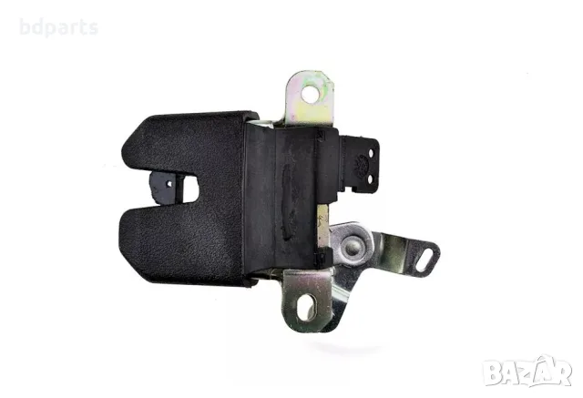 Брава за заключване на багажник, VW Passat B5 Седан, Skoda Superb, снимка 4 - Части - 56142072