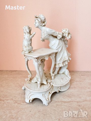 Порцеланова сцена от 20-ти век Бисквит "Дамата с кученцето", снимка 2 - Антикварни и старинни предмети - 44434408