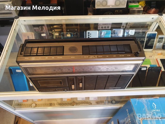 Радиокасетофон Telefunken bajazzo CR 950 В отлично техническо и визуално състояние. , снимка 9 - Радиокасетофони, транзистори - 37027610