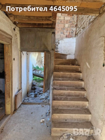 Двуетажна къща с двор и гледка към Балкана – село Тъжа, снимка 10 - Къщи - 52337664