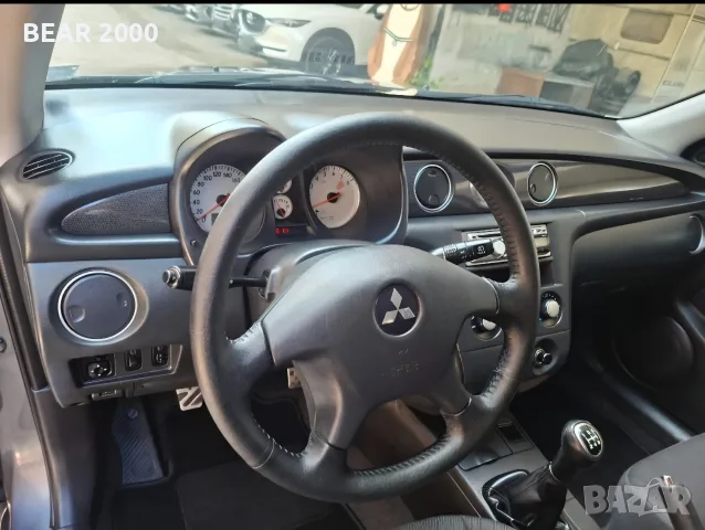 Mitsubishi Outlander 2.0 136 к.с., снимка 7 - Автомобили и джипове - 56549493