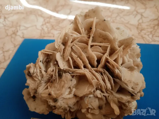 №176, Кристали,Минерали,Мадан,Калцит,Калцит Папиршпат,, снимка 4 - Декорация за дома - 48087181