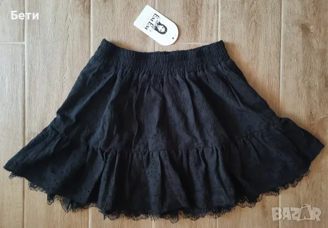 Къса пола с дантела на Em Em collection, Ем Ем collection , снимка 2 - Поли - 55960093