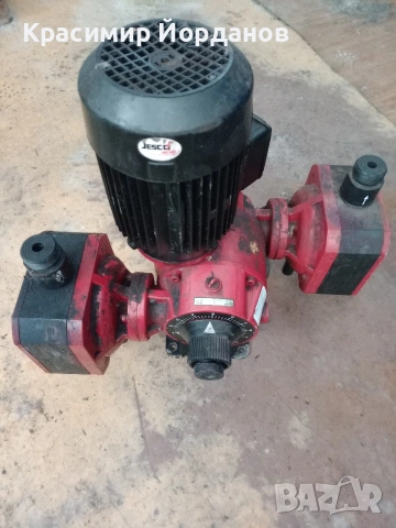 Продавам смесителна дозираща помпа, снимка 2 - Други машини и части - 54131925