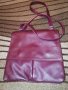 Дамска чанта естествена кожа Vera Pelle цвят бордо , снимка 3