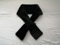 TCM дамски черен плюшен шал - подарък при покупка над 12 лв, снимка 2