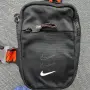 Оригинална Nike Малка Чантичка Черна През Рамо, снимка 2